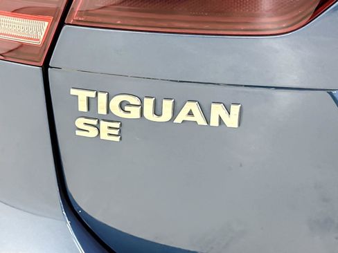 Used 2019 Volkswagen Tiguan S image 26