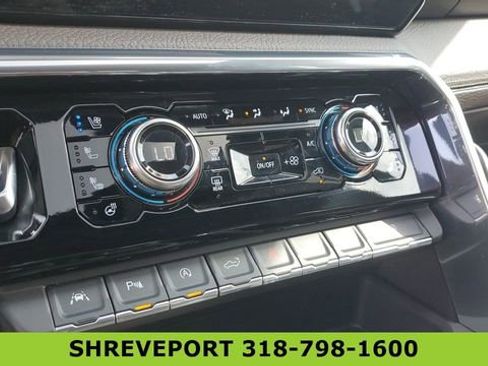 Certified 2024 GMC Sierra 1500 Denali AWD/4WD image 31
