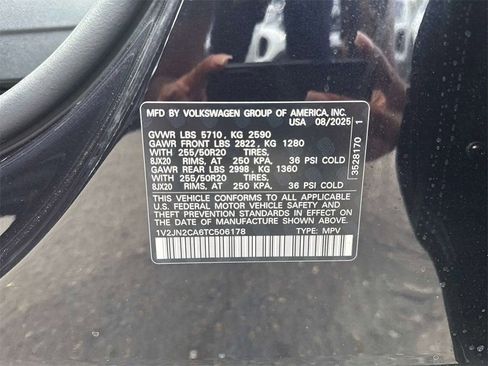 New 2026 Volkswagen Atlas SE image 28