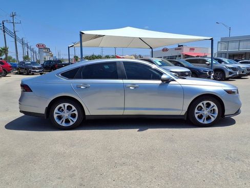 Used 2025 Honda Accord LX image 9