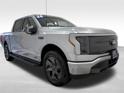Certified 2024 Ford F150 Lightning Lariat image 6