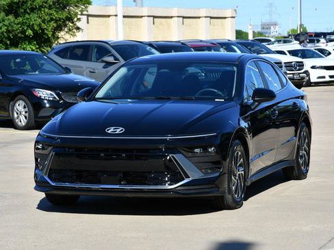 Used 2026 Hyundai Sonata Blue image 2