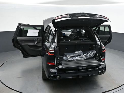 New 2026 BMW X7 xDrive40i w/ M Sport Package AWD/4WD image 40