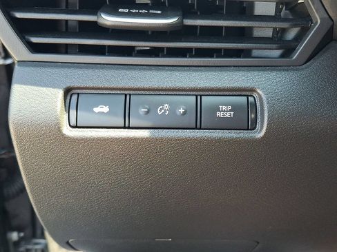 Certified 2025 Nissan Altima 2.5 S FWD image 25