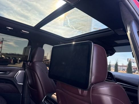 Used 2024 Cadillac Escalade Sport Platinum image 42