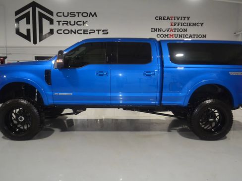 Used 2020 Ford F250 Lariat image 4