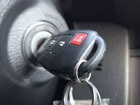 Used 2022 Toyota Tacoma TRD Sport w/ TRD Premium Sport Package image 27