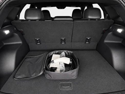 Used 2024 Chevrolet Blazer EV RS AWD/4WD image 13
