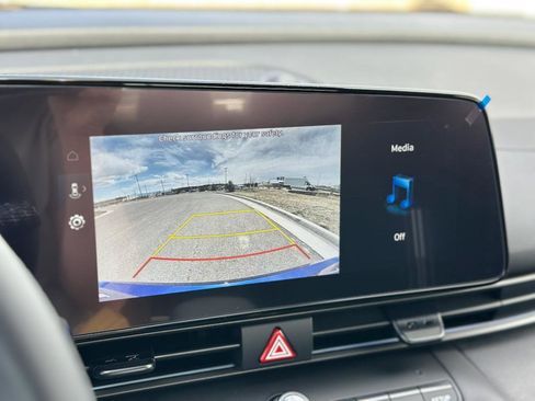 New 2025 Hyundai Elantra SEL image 17