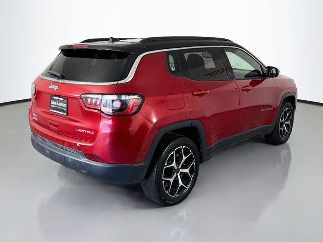 Used 2025 Jeep Compass Limited AWD/4WD image 7