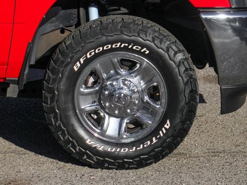 Used 2022 RAM 2500 Tradesman w/ Chrome Appearance Group image 28