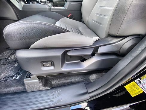 New 2025 Toyota Tacoma TRD Off-Road image 14