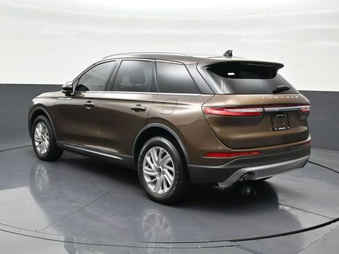 Used 2022 Lincoln Corsair FWD image 3