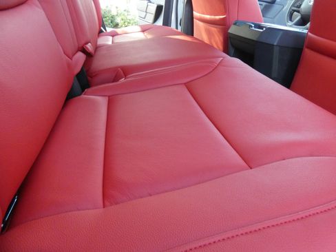 Used 2025 Toyota Tundra SR image 43