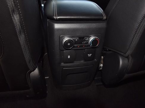 Used 2023 Ford Explorer Limited w/ Limited Technology Package image 14