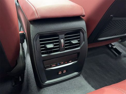 Used 2022 BMW 230i Coupe w/ M Sport Package image 44