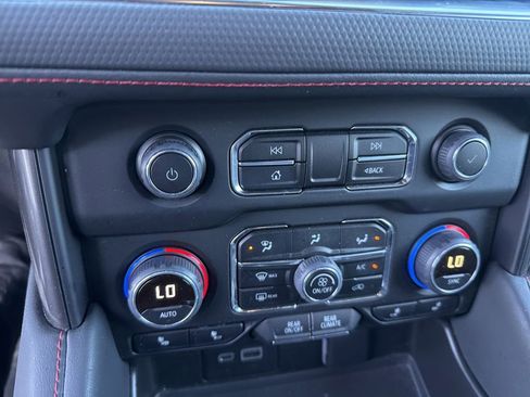 Used 2023 Chevrolet Tahoe RST w/ Luxury Package AWD/4WD image 15