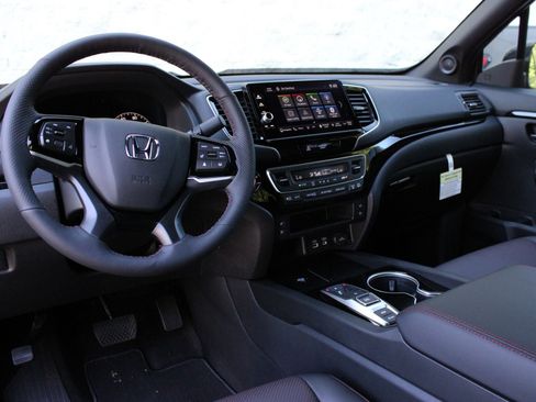 New 2026 Honda Ridgeline Black Edition image 24