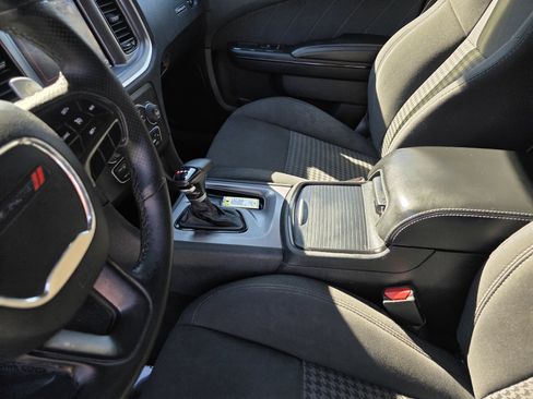 Used 2019 Dodge Charger GT w/ Blacktop Package image 13