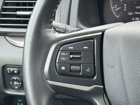 Certified 2025 Honda Ridgeline Sport image 26