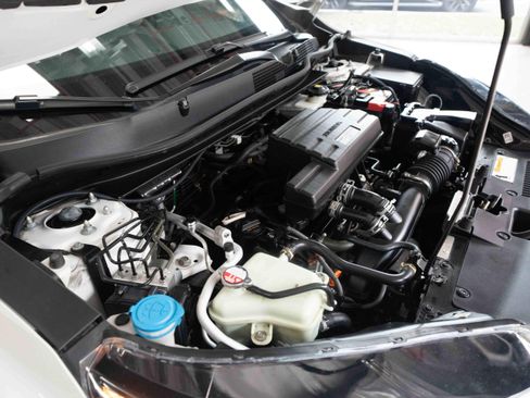 Used 2020 Honda CR-V Touring image 33