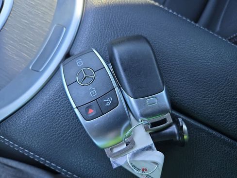 Used 2021 Mercedes-Benz C 300 4MATIC Coupe image 33