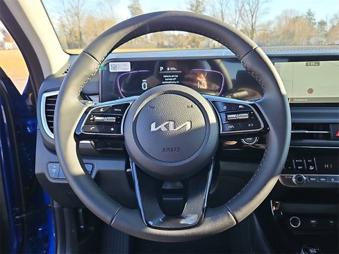 New 2026 Kia Seltos S image 13