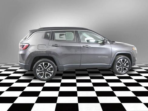 Used 2022 Jeep Compass Limited AWD/4WD image 9