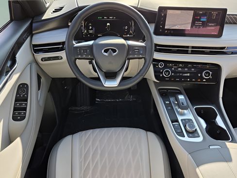 Certified 2026 INFINITI QX60 Autograph w/ Autograph Tech Package AWD/4WD image 11