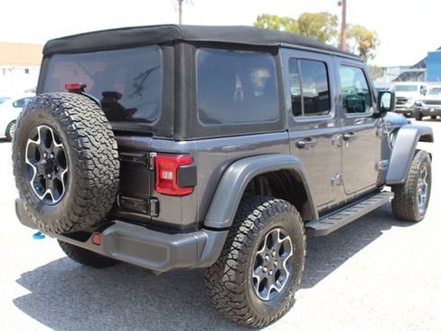 Used 2022 Jeep Wrangler Unlimited Rubicon 4xe w/ Cold Weather Group AWD/4WD image 4