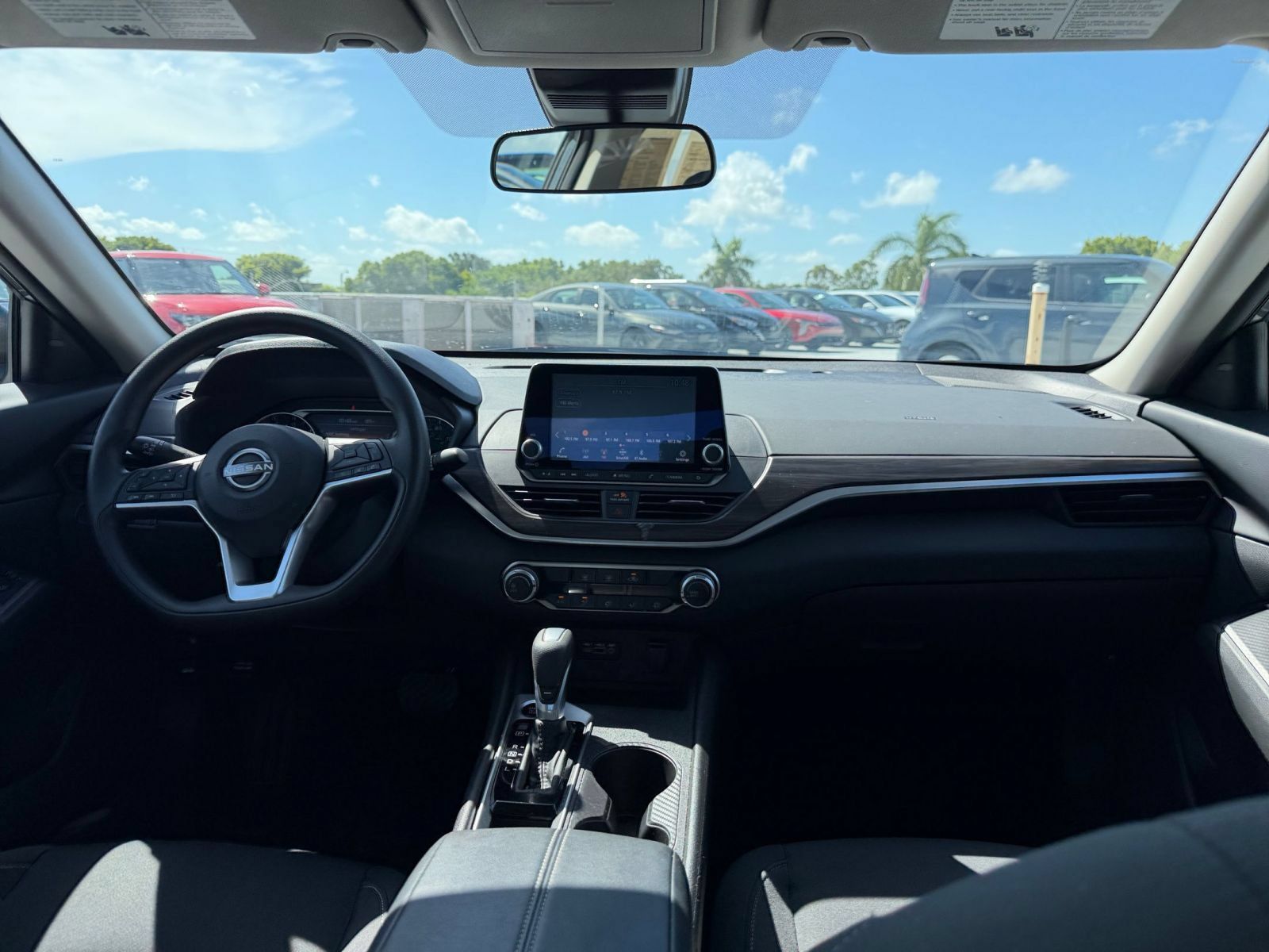 Used 2026 Nissan Altima 2.5 SV FWD image 27