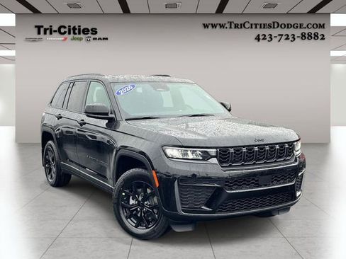 New 2026 Jeep Grand Cherokee Altitude image 1