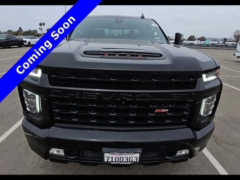 Used 2021 Chevrolet Silverado 2500 LTZ w/ LTZ Plus Package AWD/4WD image 2