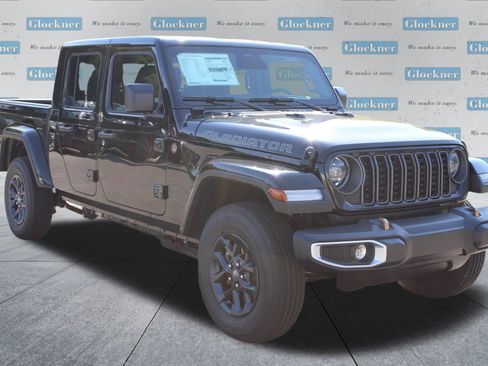 New 2026 Jeep Gladiator Sport AWD/4WD image 3