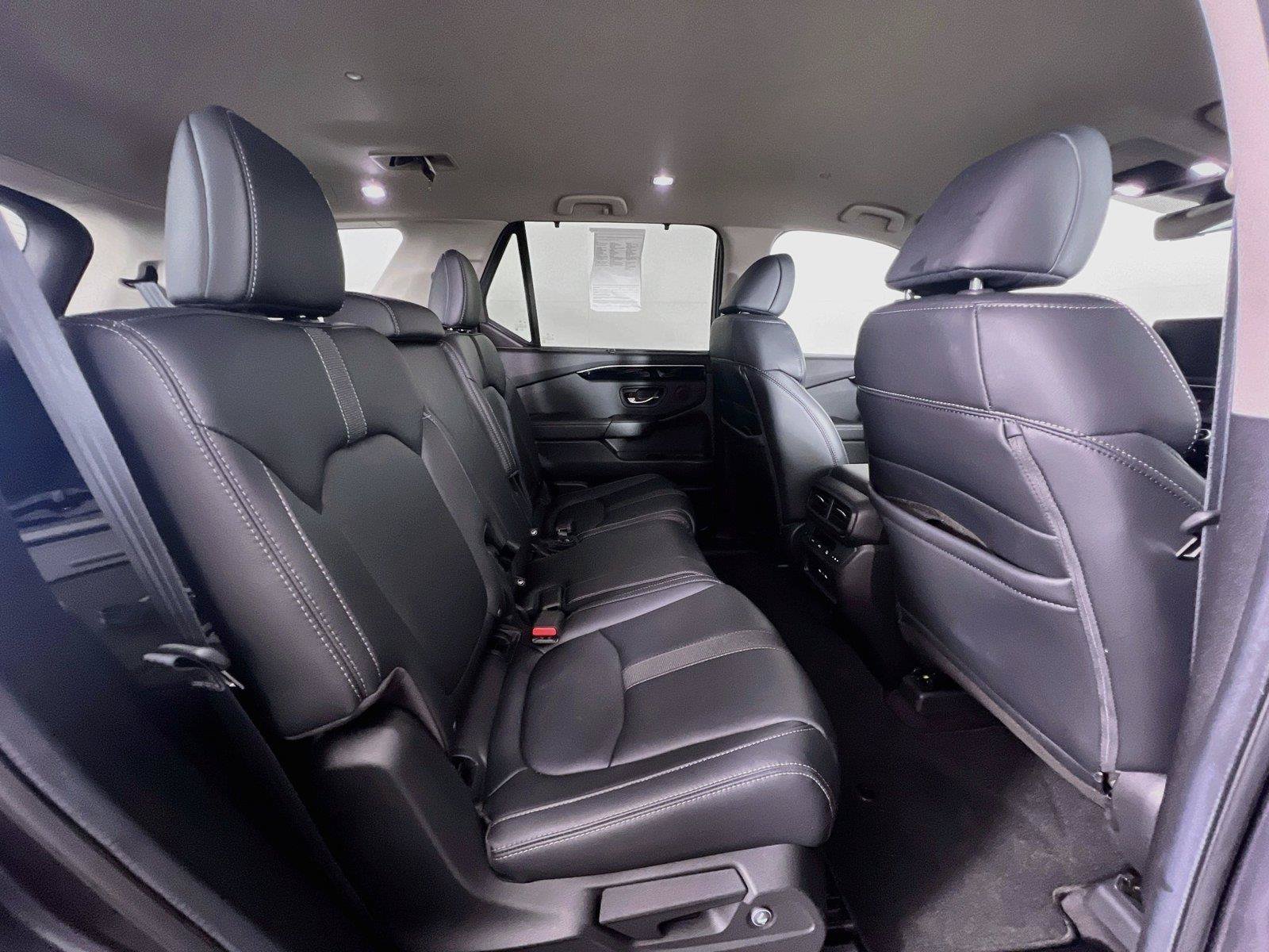 Used 2024 Honda Pilot EX-L image 23