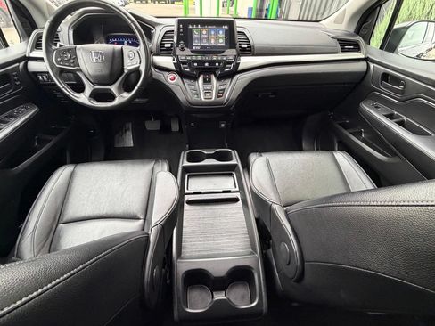 Used 2023 Honda Odyssey EX-L image 12
