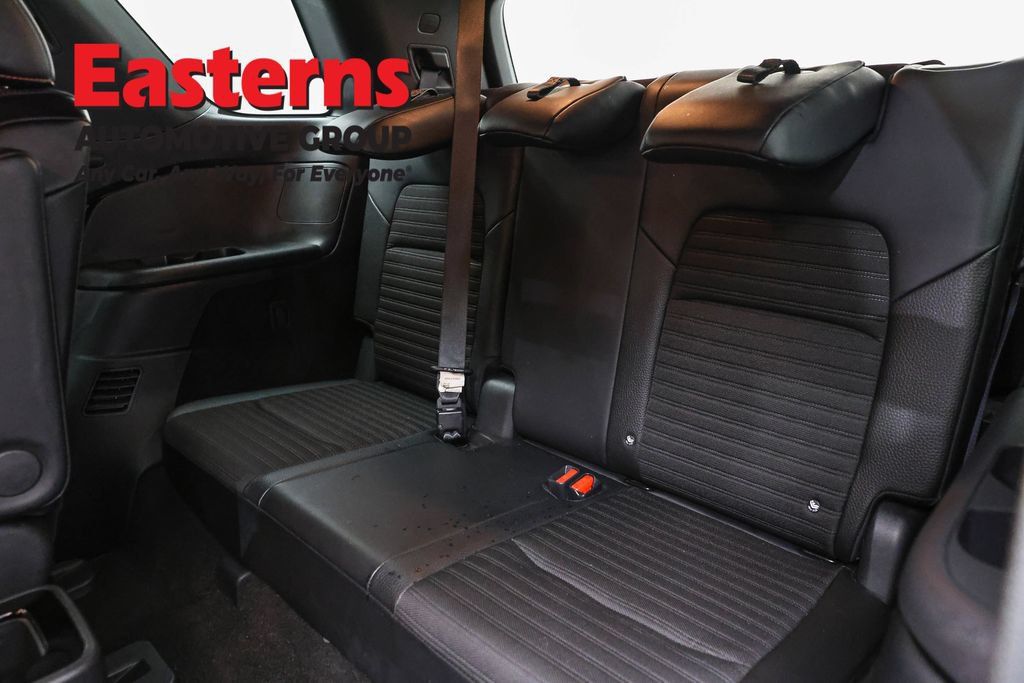 Used 2023 Nissan Pathfinder Rock Creek AWD/4WD image 31