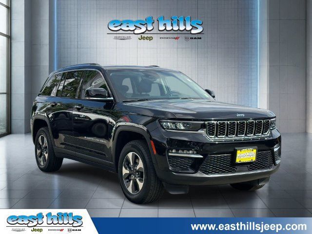 Used 2024 Jeep Grand Cherokee Limited 4xe AWD/4WD image 1