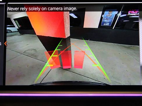 Used 2022 BMW X5 sDrive40i w/ Premium Package image 23