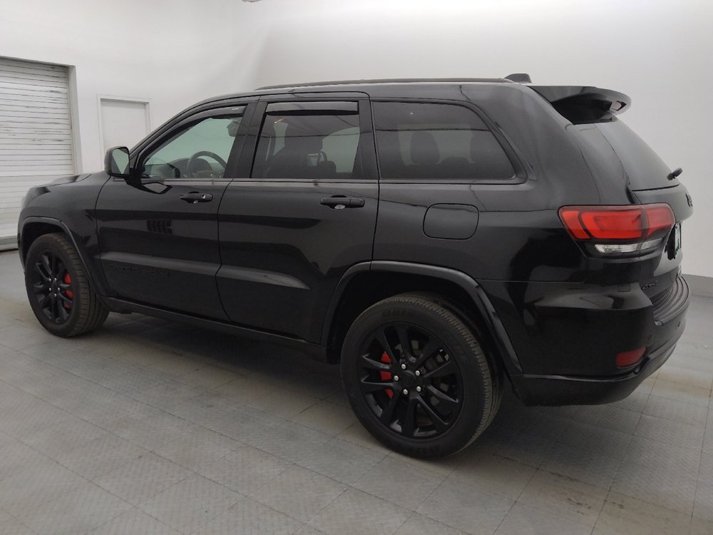 Used 2020 Jeep Grand Cherokee Altitude AWD/4WD image 3