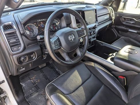 Used 2024 RAM 1500 Laramie image 25