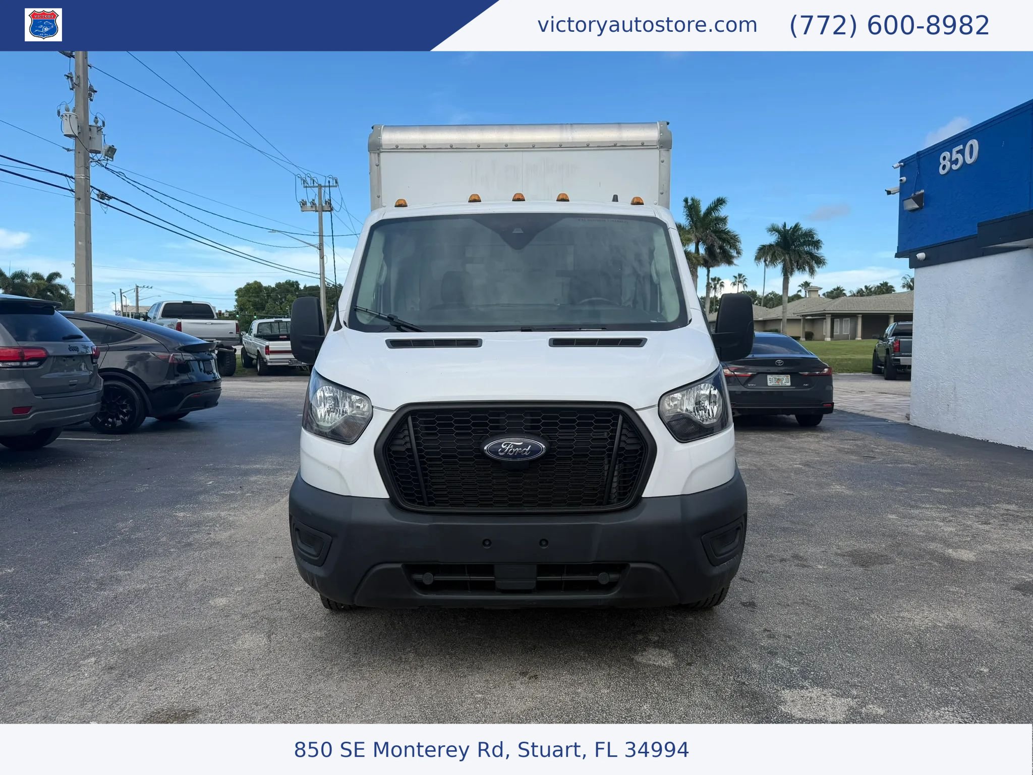 Used 2022 Ford Transit 350 DRW RWD image 17