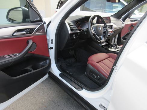Used 2024 BMW X3 xDrive30i w/ Convenience Package image 6