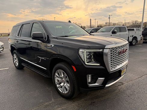 Used 2024 GMC Yukon Denali AWD/4WD image 7