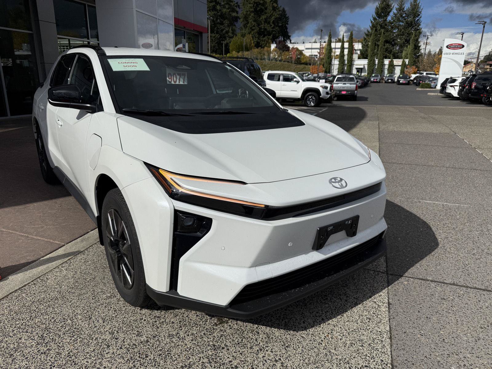 Used 2026 Toyota bZ AWD/4WD image 8
