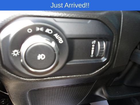 Used 2023 Jeep Wrangler Sport AWD/4WD image 15