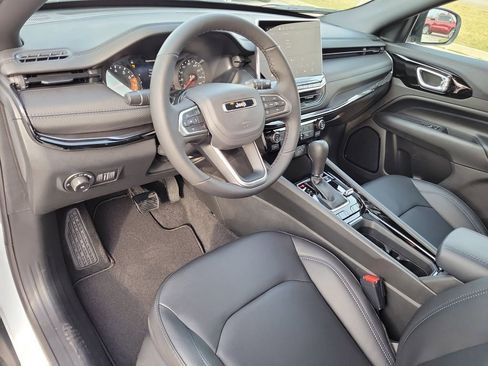 New 2026 Jeep Compass Limited image 20