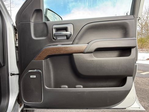 Used 2018 GMC Sierra 1500 Denali image 30