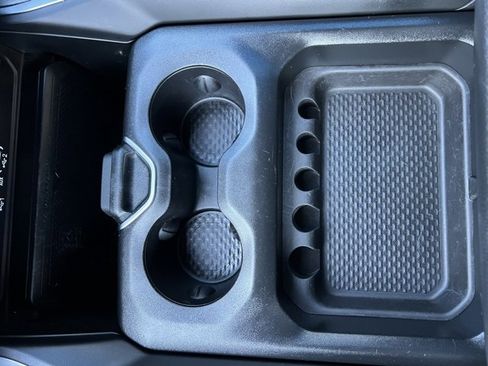 Used 2025 RAM 1500 Laramie image 37