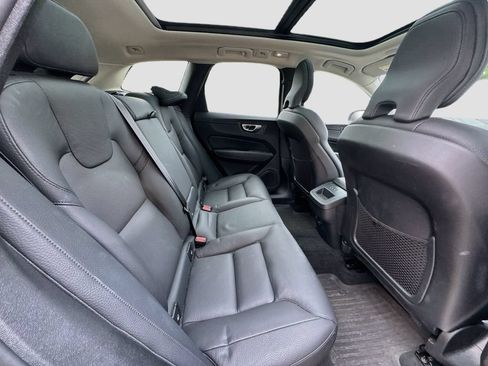 Used 2024 Volvo XC60 B5 Plus w/ Protection Package Premier AWD/4WD image 30